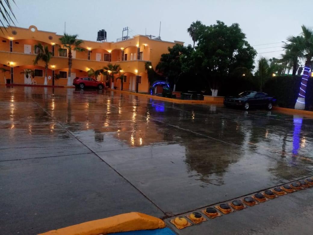 Hotel Paraiso Del Valle Ciudad Constitucion Exterior photo